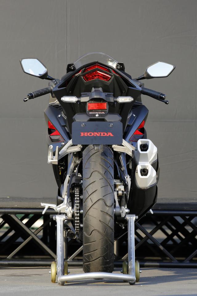 画像8: 新型「CBR250RR」が鈴鹿8耐に登場! 全方位カットをお届け!