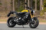 画像: 価格:104 万 2200 円 カラー:ライトレディッシュイエローソリッド1(YAMAHA 60th Anniversary Color)