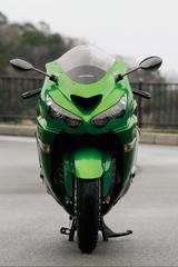 画像1: ZZR1400から進化したモンスターバイク。