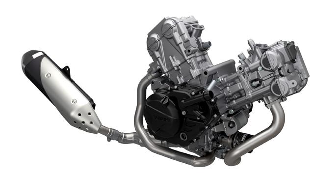 画像: 水冷DOHC645cc90°Vツインエンジンは、従来モデルであるグラディウス650と比べて60箇所以上のパーツを新設計。国内新排気ガス規制(ユーロ4相当)に対応し、燃費性能も向上している。アルミダイキャストシリンダーにはスズキ独自のSCEM(Suzuki Composite Electrochemical Material)メッキシリンダーを採用。フリクションの低減と、高い放熱性、耐摩耗性、気密性を確保している。