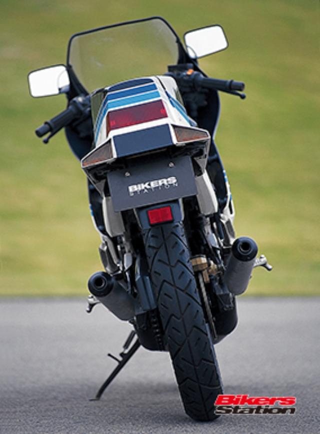 画像3: 量産車世界初のアルミフレーム、レーシーなカウルで レプリカに火をつけたヒット作