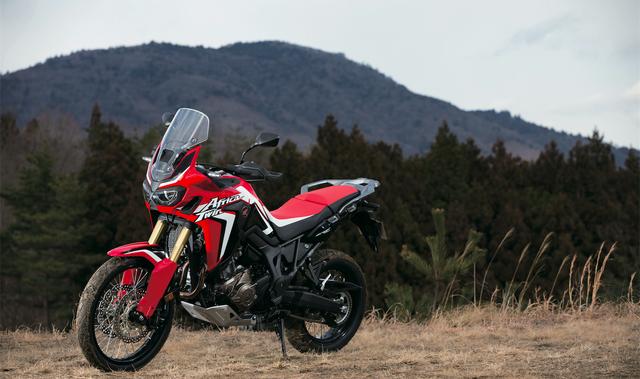 画像: Honda CRF1000L AfricaTwin/DUAL CLUTCH TRANSMISSION 最高出力:92PS/7500rpm 最大トルク:9.7kg-m/6000rpm 価格:135万円〜/145万8000円〜