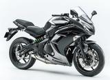 画像1: KAWASAKI Ninja 400(メタリックグラファイトグレー×メタリックスパークブラック) ■価格:66万8520円 ■発売予定日:2016年10月15日