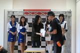 画像: ロッシやロレンソなど、ヤマハライダーの貴重なサイン入りグッズも登場したチャリティーオークションに続き、参加者による善意の募金も行われました。集まった募金は「あしなが東日本大震災遺児支援募金」に寄付されるとのことです。