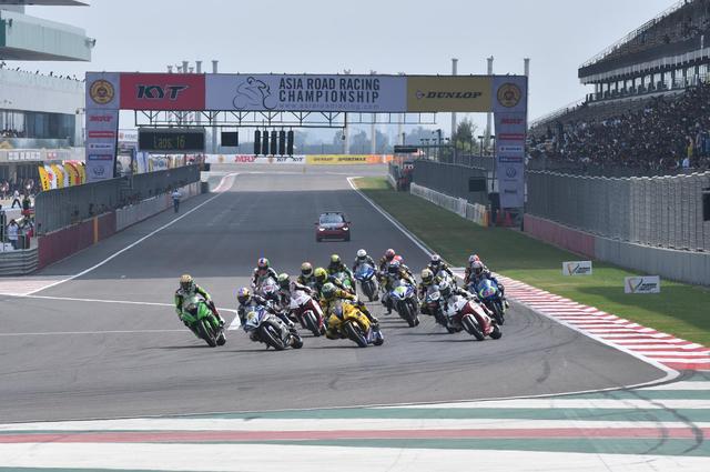 画像: F1も開催された、初開催のブッダ・インタナショナルサーキット。前回のインド大会とは雲泥の差!