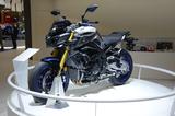 画像: シルバー、ブルー、そしてブラック。ボディカラーからしてR1の血筋を強く感じさせます。