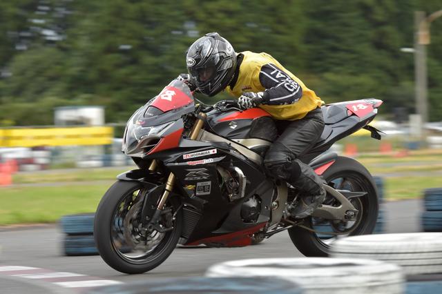 画像: SB級1位 辻家選手&GSX-R1000