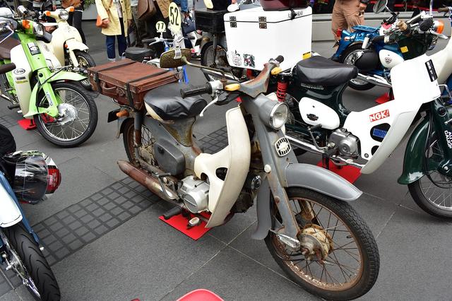 画像18: 20回目の「カフェカブ青山」に集まったスーパーカブたち!