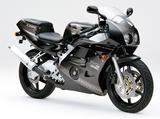 画像: 1991年1月 再びカラーリングに新色を追加。これまでのトリコロールとは大きくイメージを異にする、ブラックをベースとしたカラーリングだ。車体色以外の変更はなし。