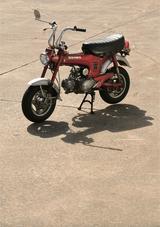 画像1: 車に積めるクルマ。それがダックスホンダ