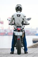 画像2: RIDING POSITION(身長:176㎝ 体重:60㎏)
