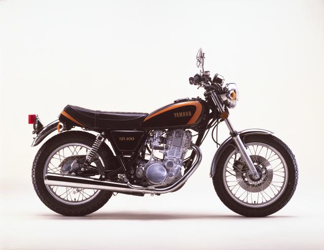 画像2: フロント19インチでディスクブレーキを採用していた初期型SR。