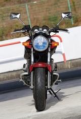 画像5: Impression モノバックボーンフレームに180/55-17のRタイヤを装備