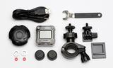 画像: キット内容はセンサーとロックナット各2個と液晶モニター、モニター充電用のUSBケーブル、装着マウント2種類、取り付け用スパナと専用工具、センサーの交換用パッキン。センサー部は電池込みで9gと軽量で、ホイールバランスを取り直す必要は感じなかったし、モニター部も45mm×45mm×22mmとコンパクトで装着場所に困らない。充電式なので配線も不要だ。