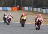 画像2: イベント内ではレースもCBR250R、GROM、NSF100のレースも開催!