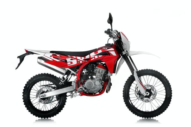 画像3: 上位モデルと同等フレーム 125でも迫力のフルサイズ!