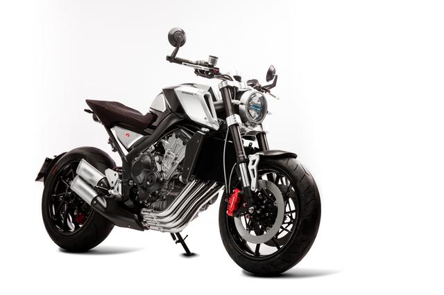 画像: CB4 CONCEPT CB650F をベースにイタリアホンダが仕上げたカスタマイズコンセプト。デザインはすでに意匠登録済みで、今後のホンダのネイキッドデザインの方向性を示唆している1台。