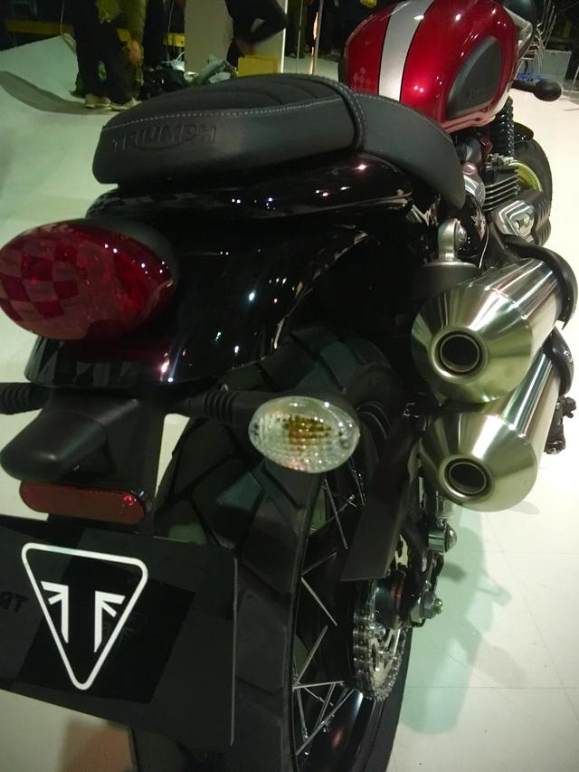 画像2: トライアンフのニューモデル発表会に行ったよ(福山理子)