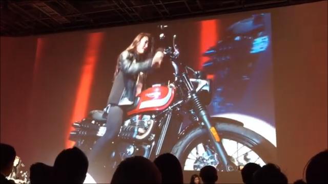 画像: いち早く、STREET SCRAMBLERに乗った! 美しい新型!嬉しい! 緊張した(*´ー`)!