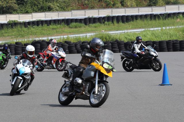 画像4: 初心者メンズ・レディースクラスはツナギがなくても参加できる!