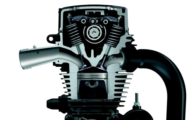 画像: シリンダーヘッドはバルブ挟み角を狭くする設計によって燃焼室をコンパクト化し燃焼効率を向上。ピストンも軽量化、ロングストロークでも高回転までスムーズなフィーリングだ。
