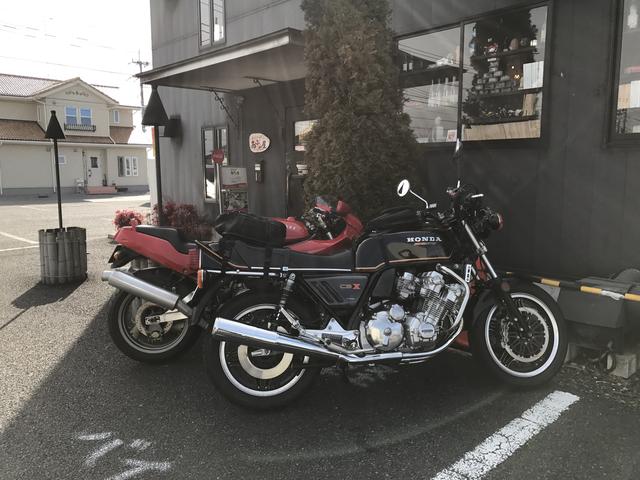 画像1: お店にはRIDEなノートが! わたしも書いてきました!