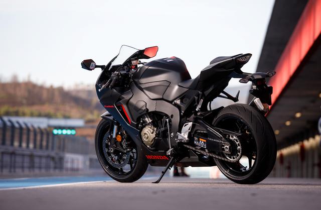 画像2: CBR1000RR(2017年)