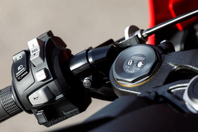 画像1: HONDA CBR1000RR (STD)