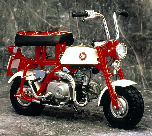 画像: HONDA モンキー Z50M(初代・1967年)
