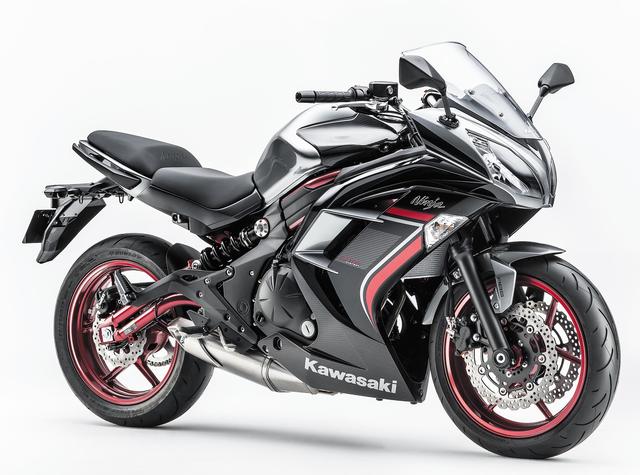 画像: KAWASAKI Ninja 400 ABS Limited Edition(メタリックムーンダストグレー×メタリックスパークブラック ) ■税込価格:75万1680円