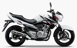 画像: SUZUKI GSR250(パールグレッシャーホワイトNo.2 / パールネブラーブラック)