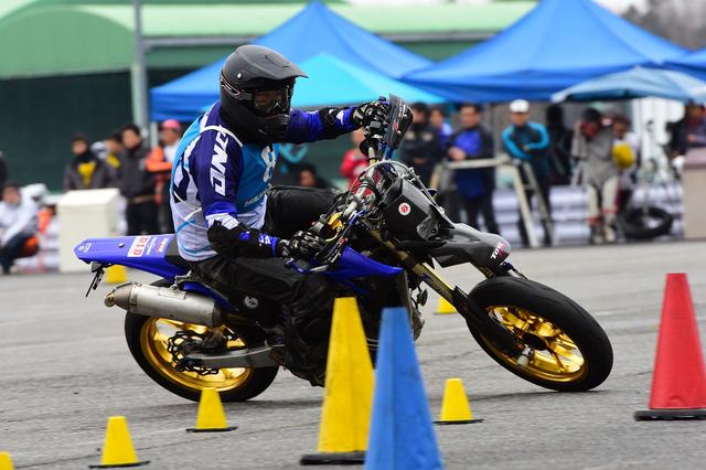 画像3: 曇のち雨、2017年開幕戦は大波乱! オートバイ杯ジムカーナ第1戦