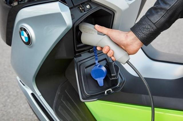 画像3: 新型BMW C evolution5 月12 日より発売開始
