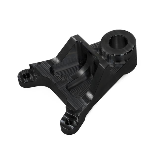 画像: brembo 2POTキャリパーに対応する、専用キャリパーサポートが付属し、カラーはシルバーとブラックから選択が可能。