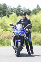 画像: R3はどんな格好、どんなシチュエーションで乗りたいですか。アメリカとか?