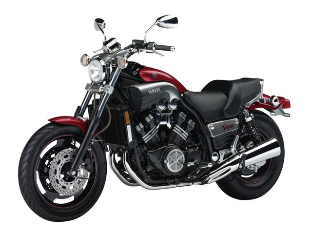 画像: 「No.47 ヤマハ Vmax カスタムパーツ付き」の税抜価格は2800円。マフラー等のカスタムパーツが付属します。