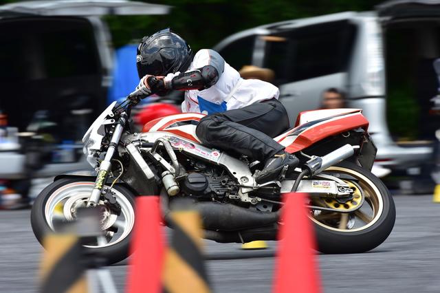 画像: B級1位 関根 健&NSR250R 1分45秒140