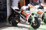 画像: 山本剛大の乗るCBR250RR なんだろ、タンクカバーまわりが丸っこいです