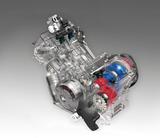 画像: 低・中回転域で力強く扱いやすいことで知られるNC750系用エンジンをベースとした、排気量745㏄の水冷並列ツインを搭載。