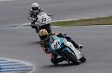 画像: 逃げる薄井、追う上原は、薄井が逃げ切って優勝! ミスのない、安定した速いライダーです