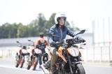 画像: 革ツナギ編は、また次回。試乗レポートはオートバイ8月号に掲載中。