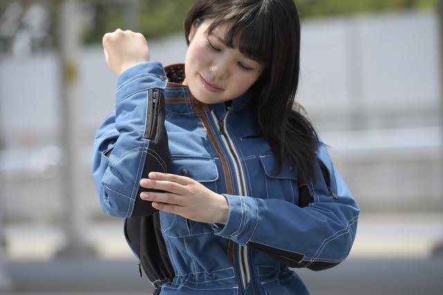 画像: プロテクターも装備しているので、安全性もしっかり確保!