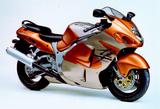 画像: ■SUZUKI GSX1300Rハヤブサ 1999年 20世紀世界最速を狙う量産市販車として、スズキが発売した「アルティメット・スポーツ」。当時、量産市販車最強の175馬力をマーク。月刊オートバイ誌のテスト計測でも市販車として史上初の300km/hオーバーを達成した。そのパワーは強力ではあるが、街乗りでも十分な実用性を兼ねており、人気を博した。 ●水冷4ストDOHC4バルブ並列4気筒●1298cc●175PS/9800rpm●14.1kg-m/7000rpm●215kg●120/70ZR17・190/50ZR17●輸出車