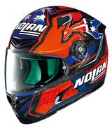 画像: Nolan ストーナー スズカ カーボン/17 8万4500円(税抜) MotoGPでの活躍が記憶に新しいケーシー・ストーナー氏のレプリカ。後頭部には現役時代のゼッケンである「27」が大きく描かれている。