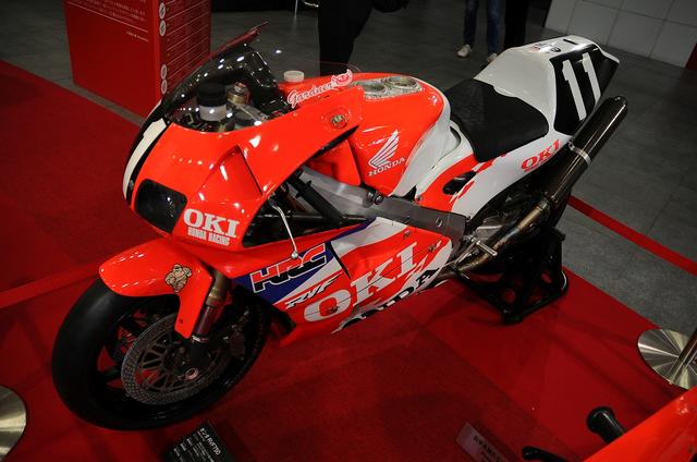 画像: 1992 RVF750