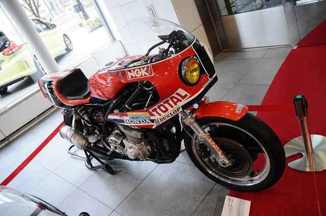画像: 1981 RS1000