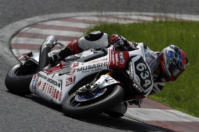 画像: ハルクのエースは高橋巧 マシンセッティングも高橋仕様をベースにしているようです