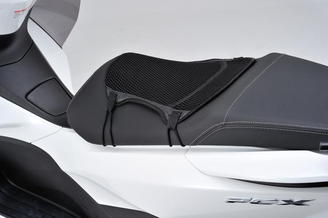 画像: HONDA PCX 装着例