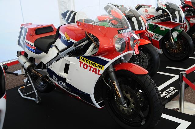画像9: <鈴鹿8耐> 始まりました!第40回 鈴鹿8耐!
~レース以外の見どころのクセがスゴい!