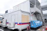 画像: 酒井大作率いるBMWモトラッドも2階建て! ファンのこと思いやるこのチームのホスピ力、すごいす!
